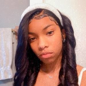 Meet your Posher, Samara